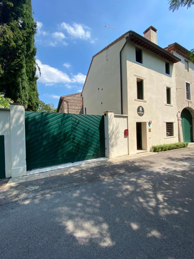 Ca' Hemingway Aparthotel Bassano del Grappa Exterior photo