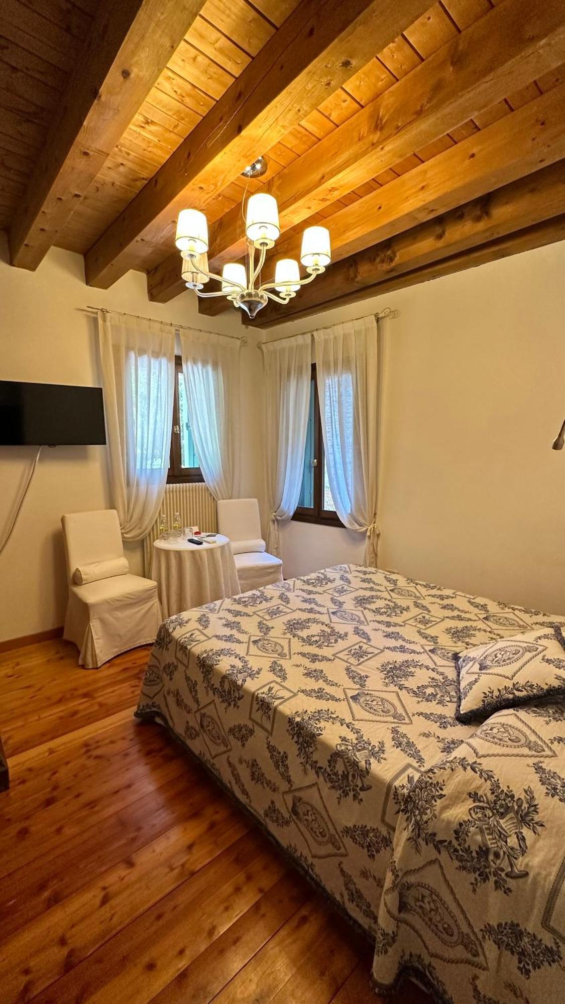 Ca' Hemingway Aparthotel Bassano del Grappa Exterior photo