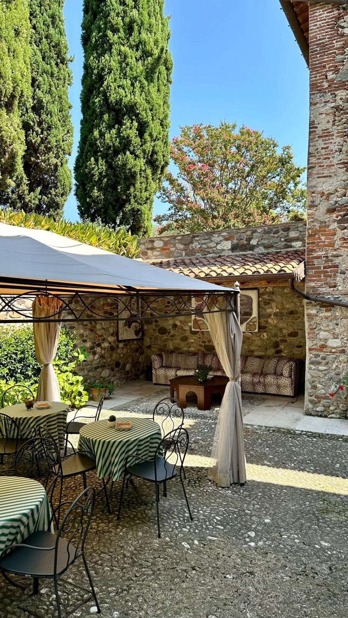 Ca' Hemingway Aparthotel Bassano del Grappa Exterior photo