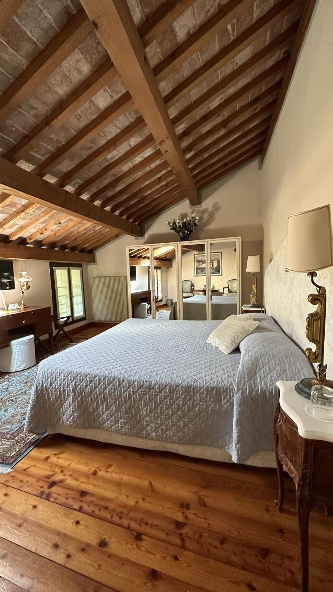 Ca' Hemingway Aparthotel Bassano del Grappa Exterior photo